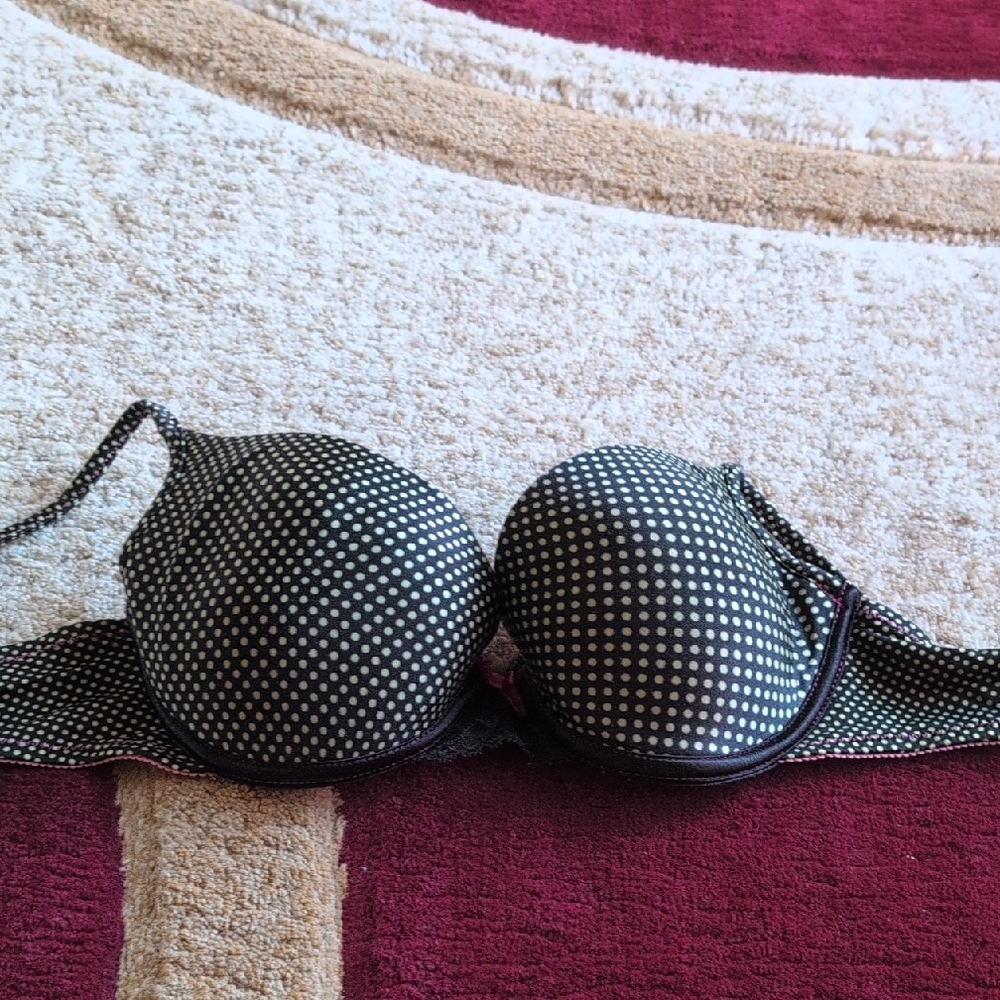 Wonderbra Black and White Dotted Bra